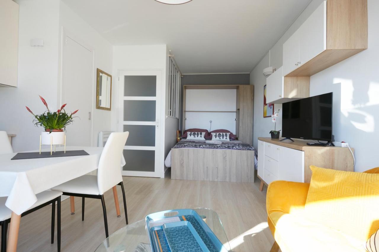Loueurdappart - Studio Au Calme Et Centre-ville Avec Parking Appartement